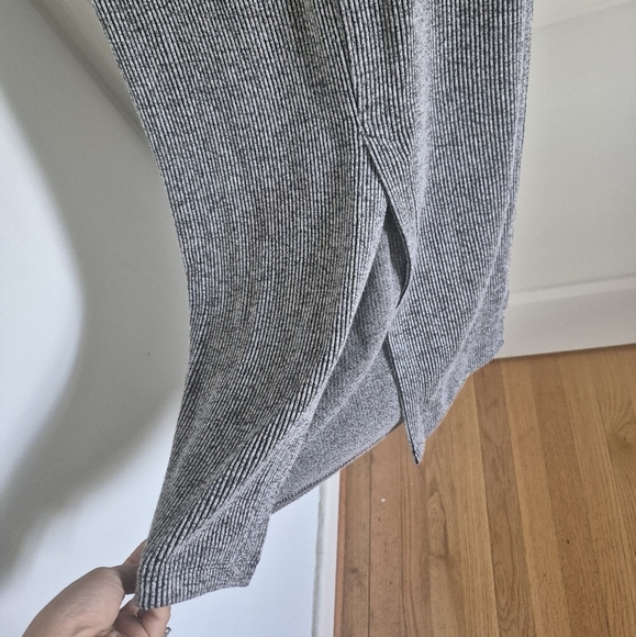 Lou & Grey Loft Sleeveless Gray A Line Soft Midi Dress - Picture 4 of 6